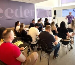 Voltado para empreendedores e profissionais, curso oratória para negócios acontece em Cachoeirinha