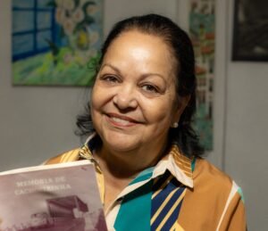 Professora e escritora Isabel Mombach é a patrona da Feira do Livro de Cachoeirinha