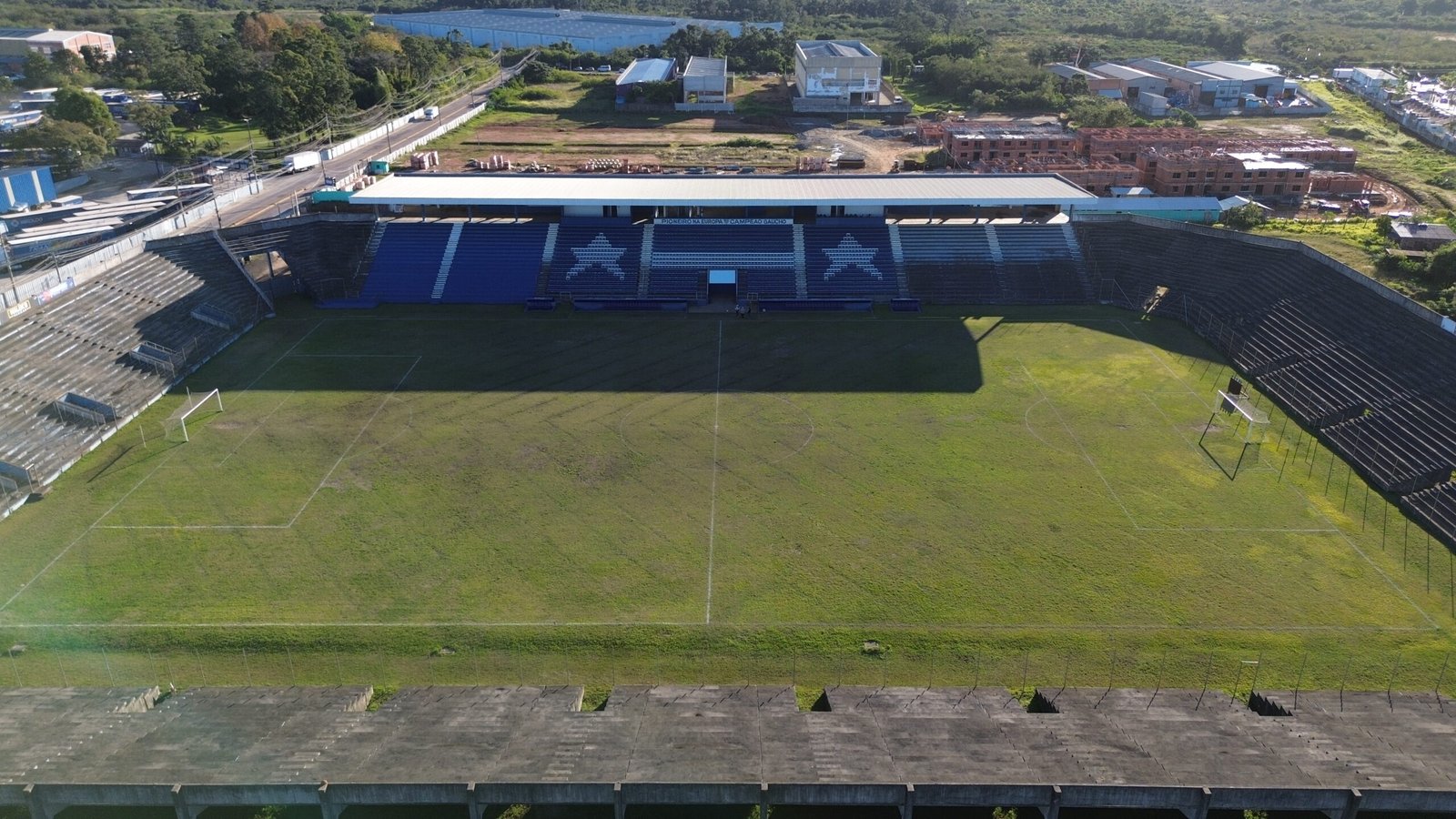 Cruzeiro busca suspender leilão do estádio em Cachoeirinha e aponta irregularidades no processo e avaliação da arena