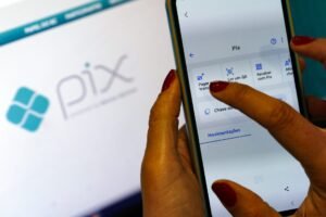 Pix automático começa a funcionar no Brasil como alternativa ao débito automático
