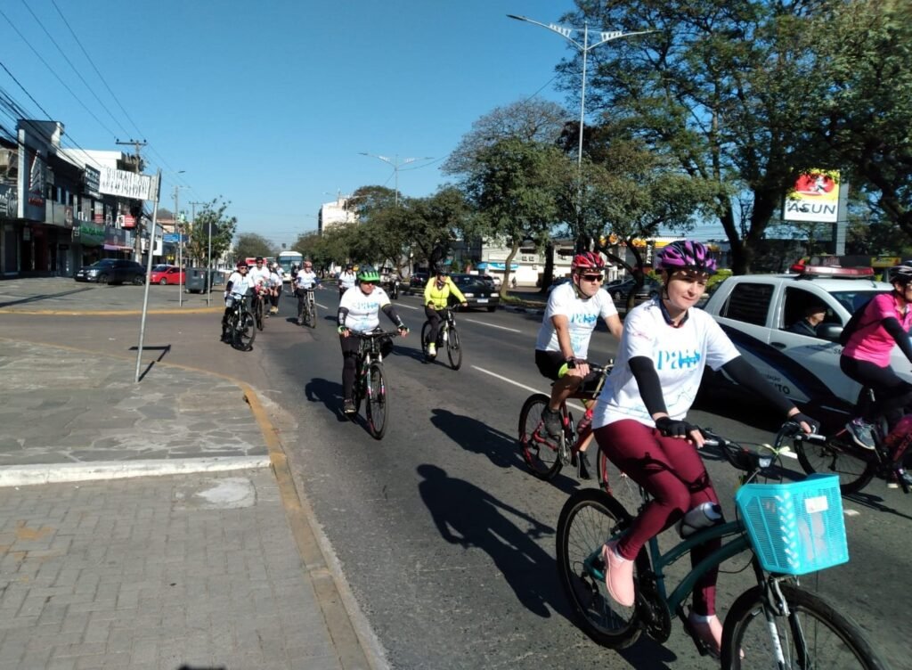 Sindilojas Cachoeirinha programa 4º Passeio Ciclístico de Dia dos Pais e sorteio de bicicletas