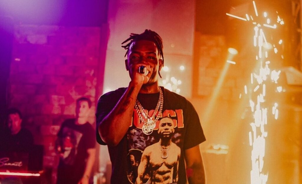 Destaque na nova geração do rap nacional, Pelé MilFlows se apresenta em Cachoeirinha nesta sexta-feira