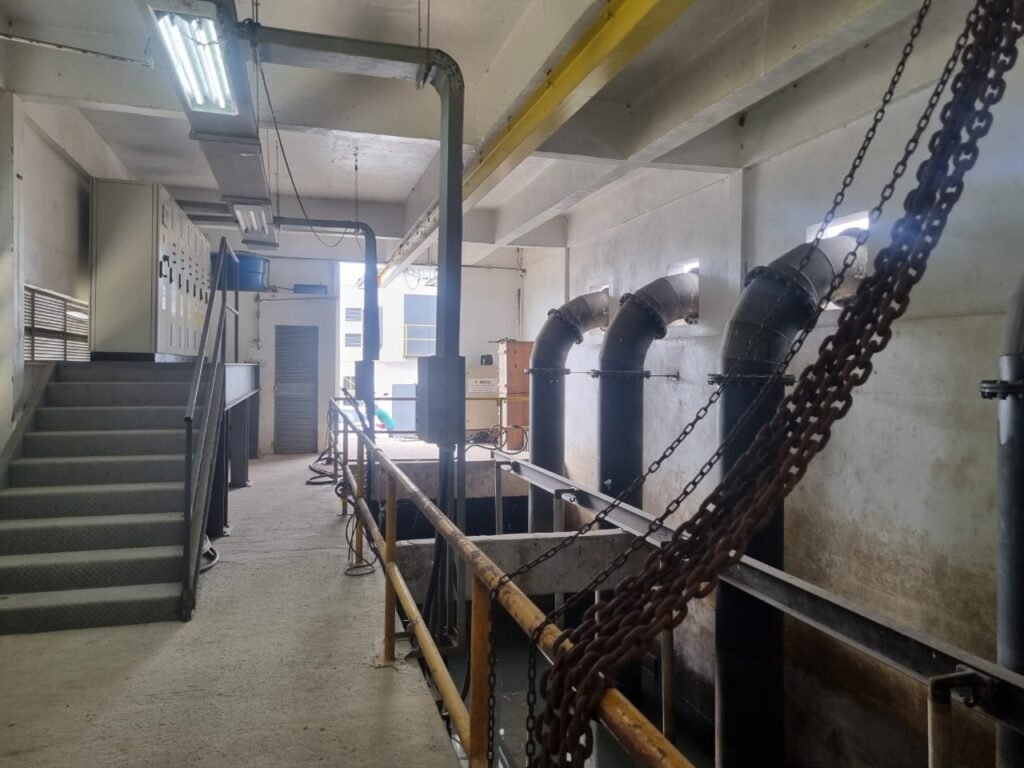 Inicia a instalação de painéis para automatização das casas de bombas em Cachoeirinha