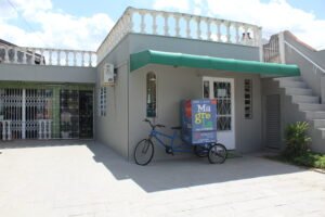 Voluntários realizam campanha em prol de sede própria para o Instituto Cultural e Social Ágora, em Cachoeirinha