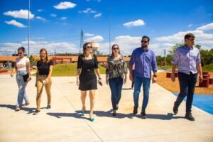 Bolognesi qualifica bairro em Cachoeirinha com entrega de duas novas praças no Campo Belo