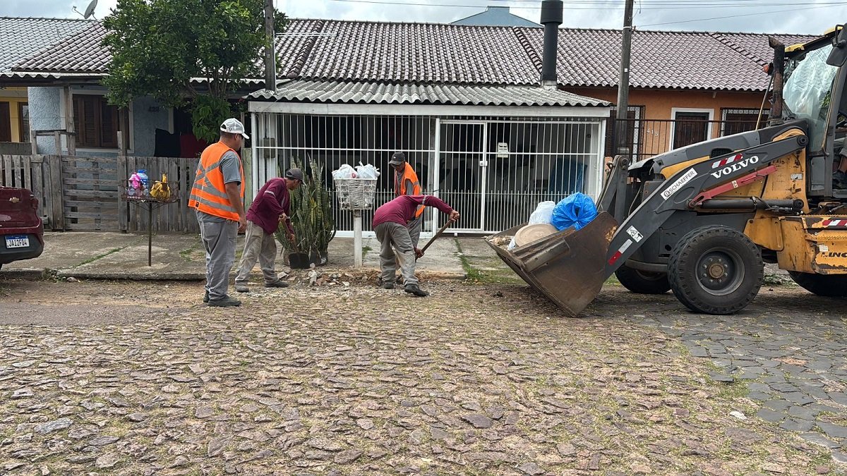 Cachoeirinha recolhe 355 toneladas de resíduos em dois dias de força-tarefa