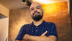 Quadrinista de Cachoeirinha celebra 10 anos de “Lester” com minissérie comemorativa em ebook