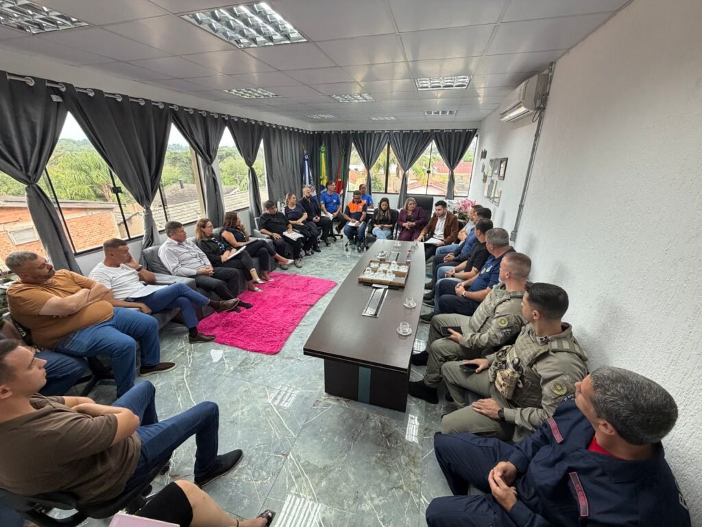 Cachoeirinha cria comitê para gestão de riscos climáticos e reforça estratégia de combate às enchentes