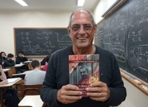 Professor de Cachoeirinha lança primeiro livro; obra revisita o pensamento crítico do cientista político norte-americano Michael Parenti