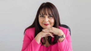 Parte das ações alusivas ao Agosto Lilás, palestra com psicóloga acontece hoje à noite na Uniasselvi Cachoeirinha